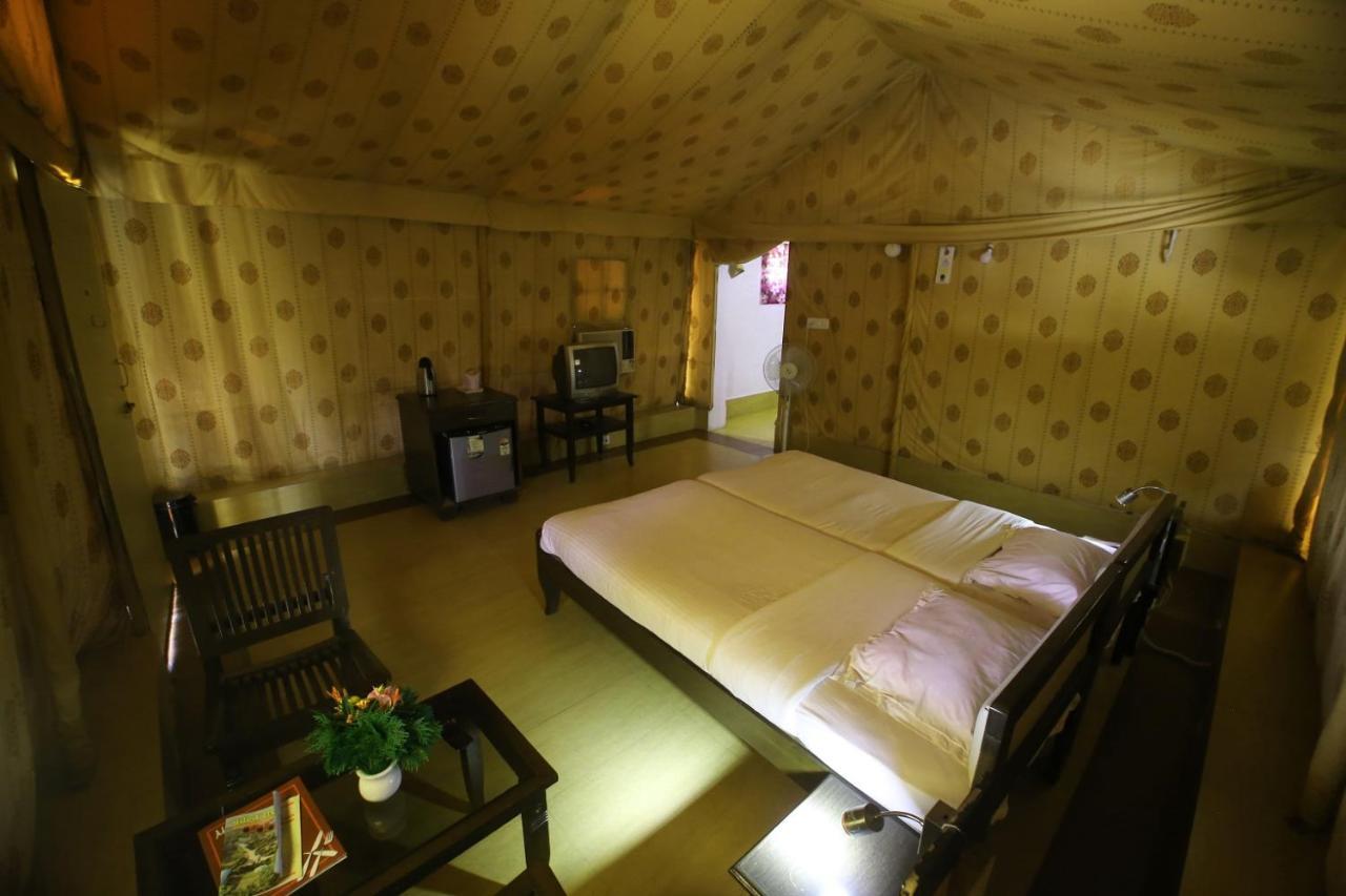 Mpt Marble Rocks, Bhedaghat Hotel Bheraghat Bagian luar foto