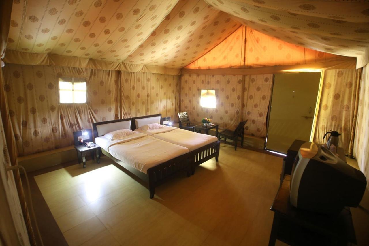 Mpt Marble Rocks, Bhedaghat Hotel Bheraghat Bagian luar foto